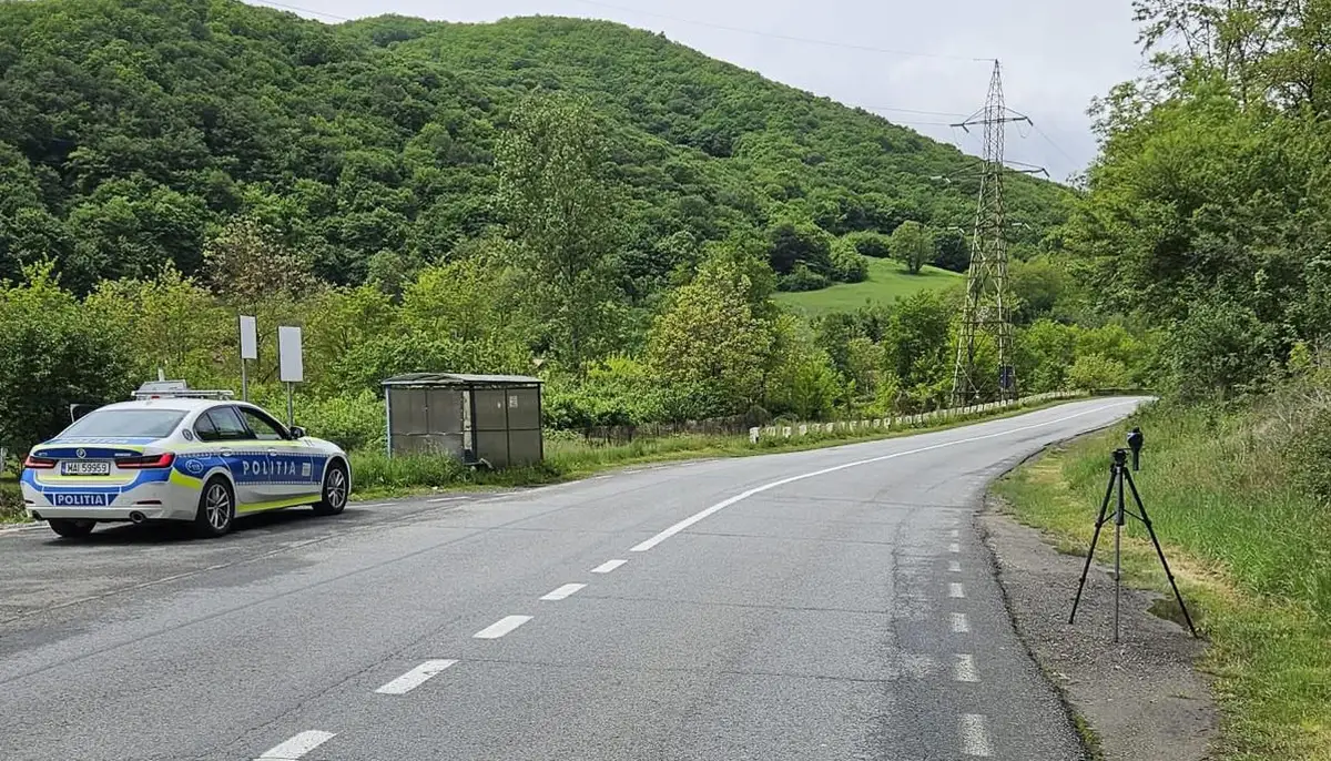 5 august 2026 Politia rutiera din Alba utilizeaza sistemul e SIGUR pe drumurile judetului Zonele cu risc rutier sunt prioritizate