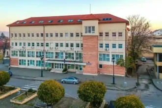 A mintit in fata instantei pentru a si ajuta un cunoscut Judecatoria Alba Iulia l a condamnat pentru marturie falsa