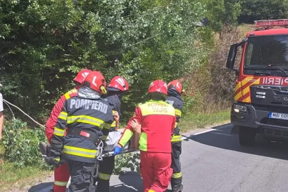Accident de circulatie la iesirea din susgag spre popasul regelui un singur auto implicat