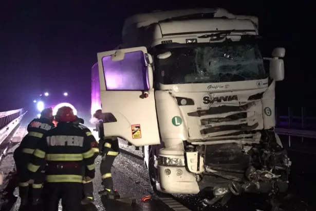 Accident pe Autostrada Sebe Turda Doua camioane implicate in incidentul rutier de la kilometrul 46