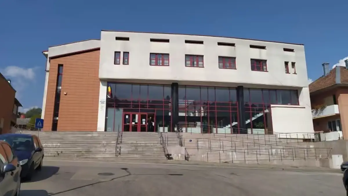 Aproape 150 de produse de lux confiscate in urma unei perchezitii Sistem de evidenta in caiete Cazul din Muntii Apuseni ajunge in faza de judecata