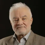 Avertismentul unui consilier BNR Urmeaza scaderi dramatice ale veniturilor Vom fi nevoiti sa ne hranimm cu iarba si scoarta de copac