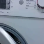 Ce semnifica simbolurile de pe masina de spalat Ce reprezinta spirala floarea de bumbac si alte pictograme De ce sunt esentiale simbolurile de pe etichetele imbracamintei