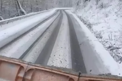 Consiliul Judecean Alba aloca peste 17 milioane de lei pentru dezapezirea drumurilor judecene in iarna 2026 2027
