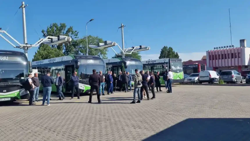 Consiliul Judetean Alba se pregateste pentru suspendarea transportului pe sate in zona AIDA TL Administratia judeteana a solicitat primariilor sa transmita informatii despre trasee calatori si tarife