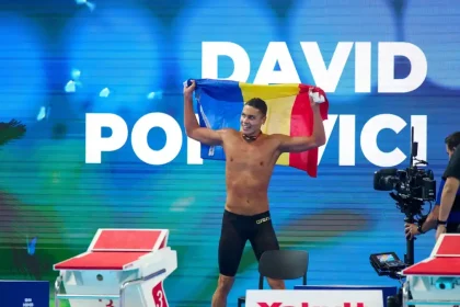 David Popovici a plecat la Campionatele Europene de Natatie 2026 Simt adrenalina competitiei de o saptamana