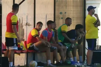 Elevul si a invins mentorul Daniel Tatar a eliminat cu CIL ul Sanatatea Cluj o specialista a Cupei Romaniei antrenata de Vasile Miriuta De mult nu a mai fost atat de multa energie in jurul unui meci al Blajului