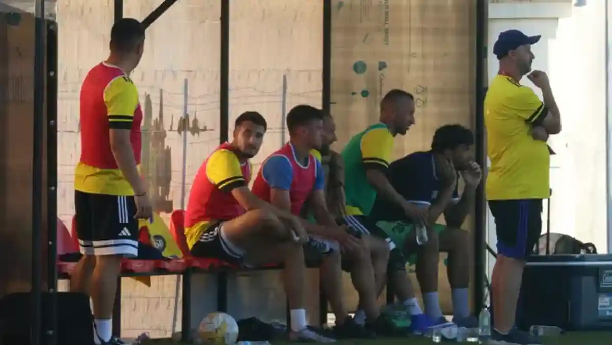 Elevul si a invins mentorul Daniel Tatar a eliminat cu CIL ul Sanatatea Cluj o specialista a Cupei Romaniei antrenata de Vasile Miriuta De mult nu a mai fost atat de multa energie in jurul unui meci al Blajului