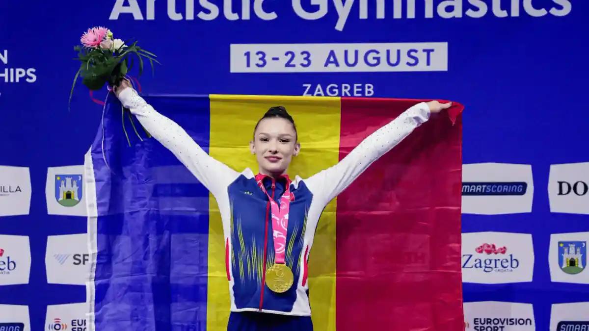 FOTO Aniela Tudor a castigat aur pentru Romania la Campionatele Europene de Gimnastica de la Zagreb cu o medie de 13383 puncte