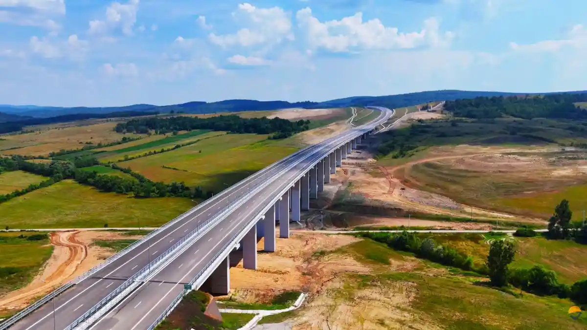 FOTO Astazi se deschide un nou tronson al Autostrazii A3 Are o istorie complicata si este foarte intarziat Este primul inaugurat in 2026