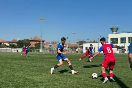FOTO CSM Sebes o noua victorie 5 2 impotriva Interstar Sibiu intr un meci amical pe terenul Pielarul