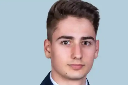 Foto Albert Agud absolvent al Colegiului Militar din Alba Iulia admis pe prima pozitie la specializarea Comunicatii pentru aprare si securitate la Academia Technica Militara