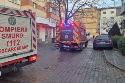 Incident pe strada Motilor din Aiud Un copil a ramas cu piciorul prins pe un podet din beton cu grinzi