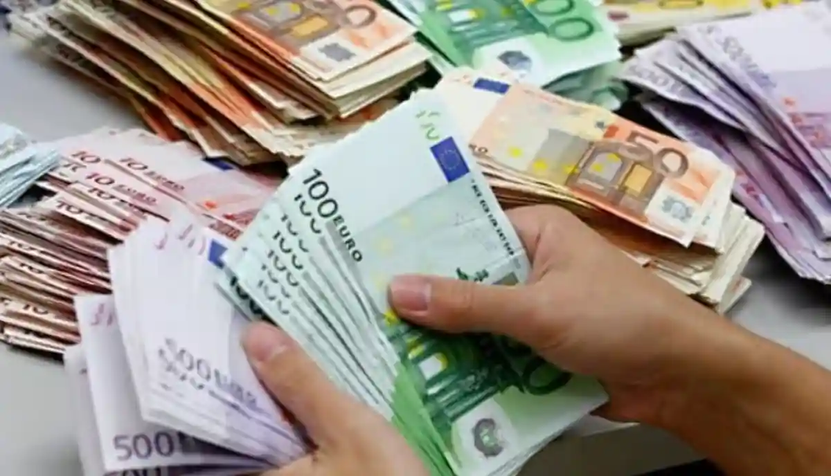 Jaful de 300000 de euro din Teius Cum o familie a ramas fara mai mult de 160000 de euro si un kilogram de aur Victimele reclama lipsa de avans in ancheta