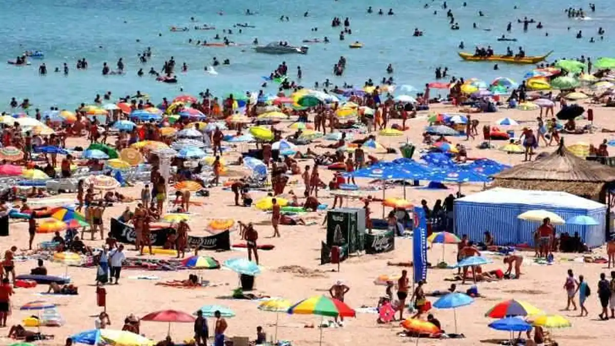 Litoralul pentru Toti incepe Care va fi costul unei nopti de cazare in Mamaia Eforie Neptun sau Saturn incepand cu 1 septembrie 2026