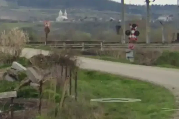 Lucrari noi la un pasaj la nivel cu calea ferata din Alba ruta ocolitoare temporara