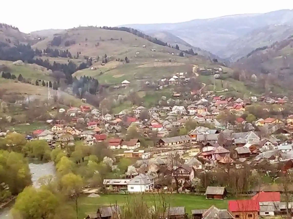 Reteaua de apa din comuna Bistra a fost extinsa Peste 4 kilometri de conducte noi si aproape 100 de bransamente Care este stadiul proiectului