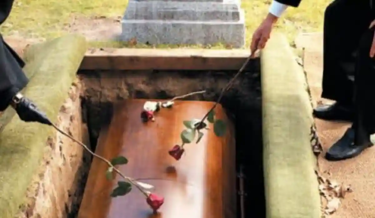 Se va construi vreodata o capela mortuara in Capud Priveghiul si ritualurile aferente se desfasoara actualmente in locuinte private
