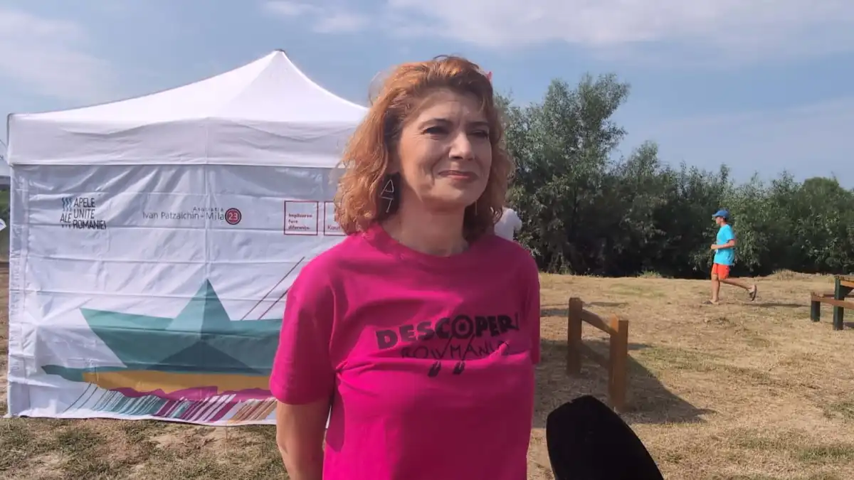 Video Descopera Rowmania competitie de vazlit in canotci din nou pe Mures la Alba Iulia Ivona Patzaichin Avem o resursa valoroasa pe care o valorificam destul de putin