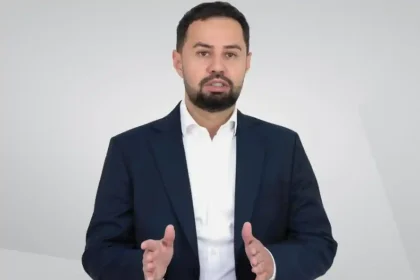 comunicat de presa corneliu muresan psd alba ion dumitrel si pnl distrugatorii locurilor de munca din alba mii de oameni risca sa si piarda locurile de munca din cauza suspendarii transportului public metropolitan