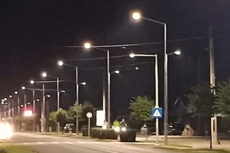 intr un oras montan din alba iluminatul public va fi complet modernizat peste 800 de lampi vor fi inlocuite cu un sistem inteligent ce promite economii energetice si o siguranta sporita