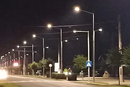 intr un oras montan din alba iluminatul public va fi complet modernizat peste 800 de lampi vor fi inlocuite cu un sistem inteligent ce promite economii energetice si o siguranta sporita