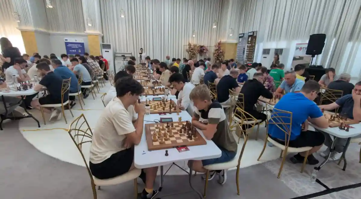 video openul international de sah rapid alba grand prix 2026 la alba iulia 400 de jucatori inscrisi la start un record absolut pentru sahul din alba iulia