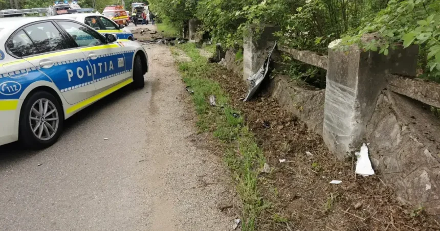 Accident pe Transalpina: o persoană rănită după coliziunea dintre două motociclete