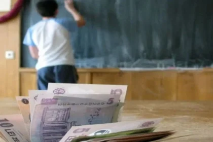 Bursele elevilor în 2026-2027: Ce bani primesc și ce burse se dau și în vacanțe