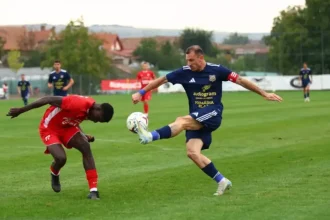 CIL Blaj învinge Viitorul Arad cu 3-1 și rămâne lider cu punctaj maxim