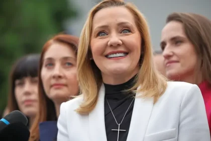 Elena Lasconi: „Îmi este rușine că Nicușor Dan ne reprezintă în străinătate”