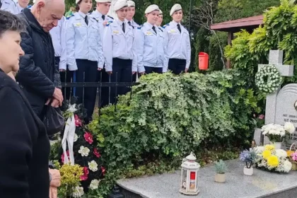 FOTO Militarul din Alba Iulia mort în Afganistan, comemorat la 13 ani de la deces