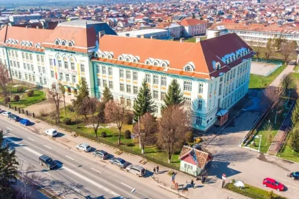 Iluminat arhitectural la Colegiul „Horea, Cloșca și Crișan”: studiu de 5.000 lei