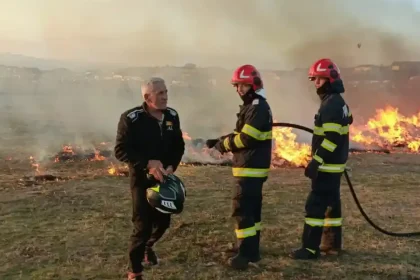 Lae Dreghici a repetat saltul cu Dacia peste tiruri, la 31 de ani, la Ciugud