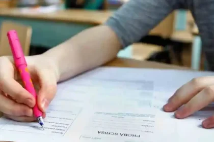 Nicușor Dan a promulgat legea ce interzice liceelor examenele de admitere proprii