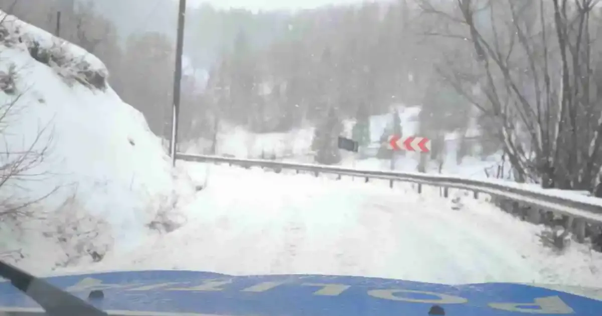 Ninsori la munte și cod galben de vânt în Alba și alte 12 județe