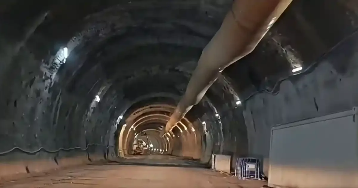 Tunelul Măgina-Holdea, cel mai lung de pe A1, străpuns complet