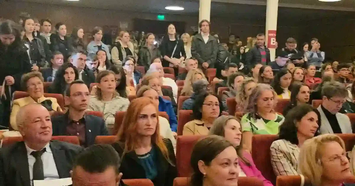 Ghid pentru studenți 2026/2027: facultate, burse și drepturi
