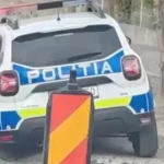 Mașină de Poliție blocată în beton proaspăt turnat, la Brașov